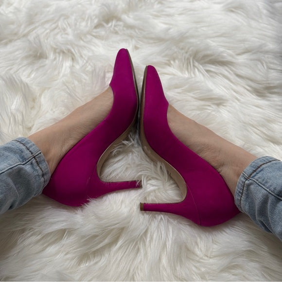 Pink Heels (size 5) - Picture 2 of 6